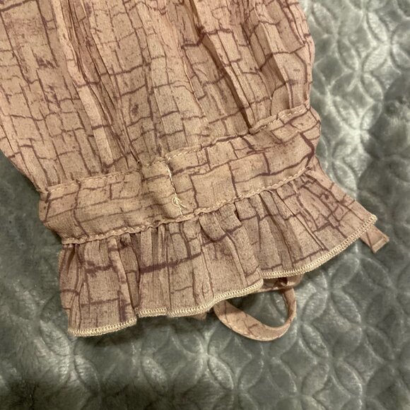 NWT H&M Boho Ruffle Tie-Front Blouse – Women’s Size L - Picture 2 of 7